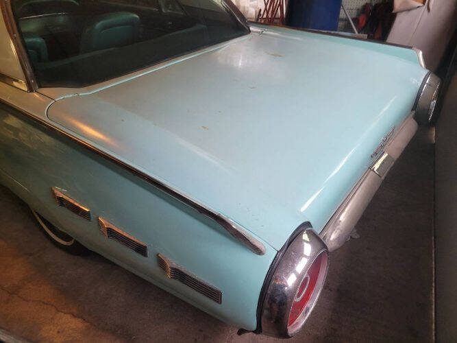 1962 Ford Thunderbird