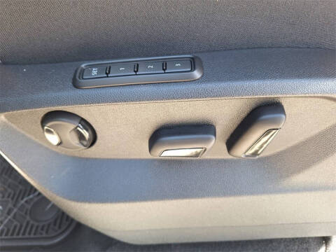 2026 Volkswagen Atlas Cross Sport SEL R-Line Black 4Motion