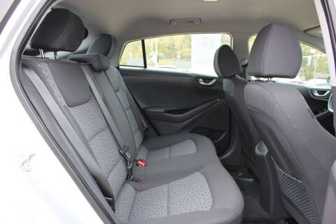 2018 Hyundai Ioniq Hybrid Blue