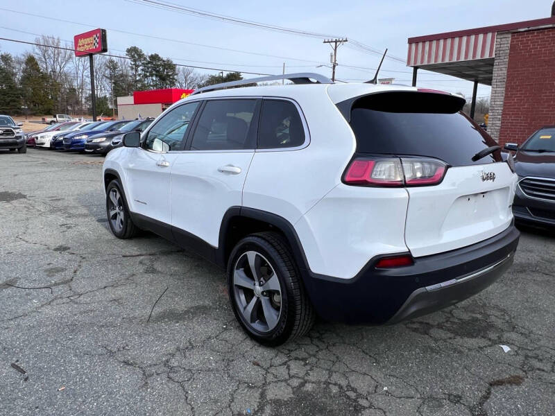 2019 Jeep Cherokee Limited photo 6