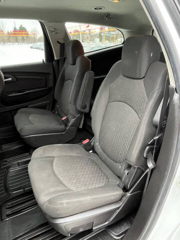 2010 Chevrolet Traverse LT