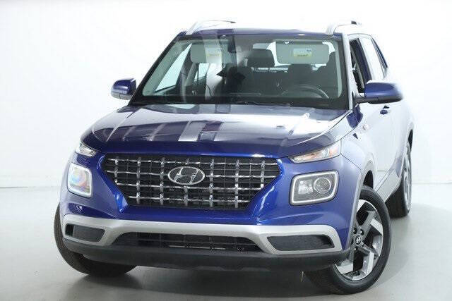 2022 Hyundai Venue SEL