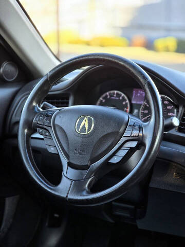 2013 Acura ILX 2.0L w/Premium