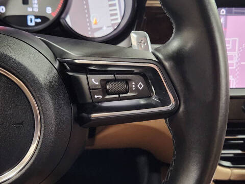 2022 Porsche Macan S