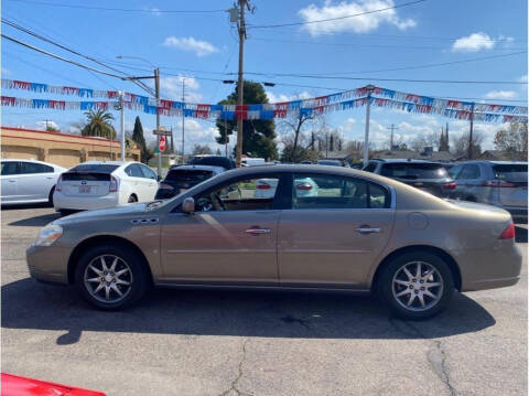 2006 Buick Lucerne for sale at Dealers Choice Inc in Farmersville CA