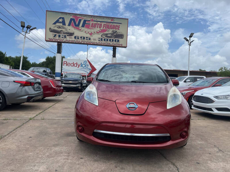 2013 Nissan LEAF S