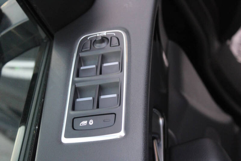 2020 Jaguar F-PACE 30t R-Sport