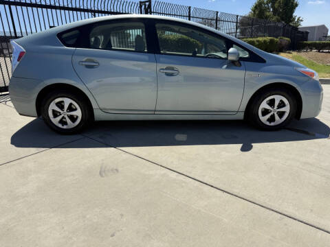 2012 Toyota Prius Two
