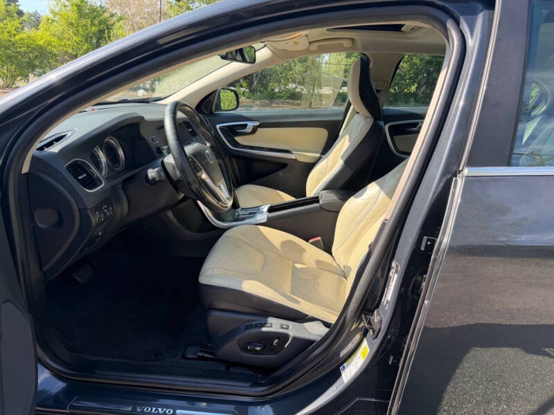 2012 Volvo S60 T5
