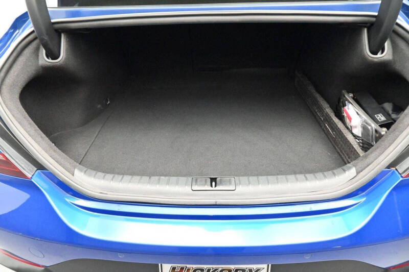 2023 Genesis G70