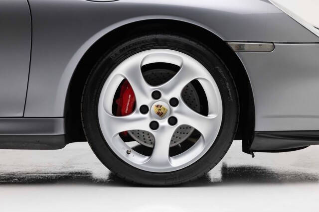 2004 Porsche 911 Carrera