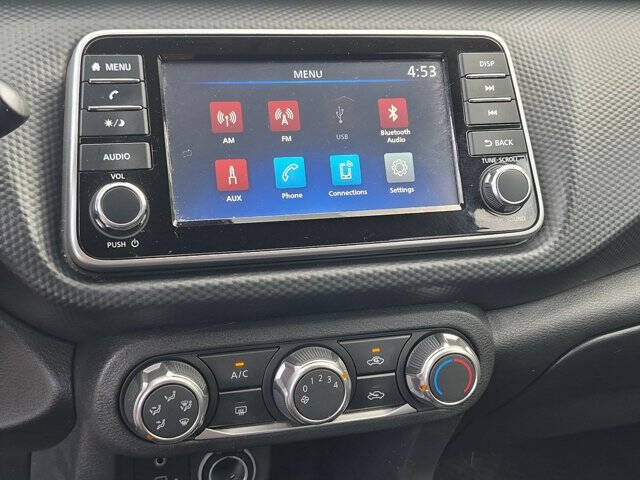 2025 Nissan Kicks Play S