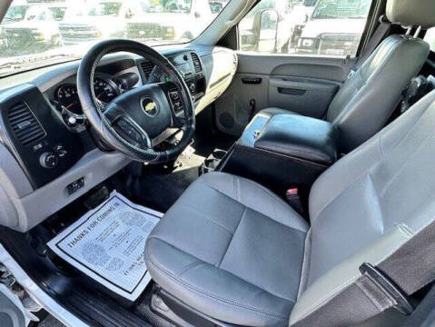 2012 Chevrolet Silverado 3500HD CC