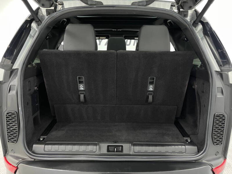 2018 Land Rover Discovery SE