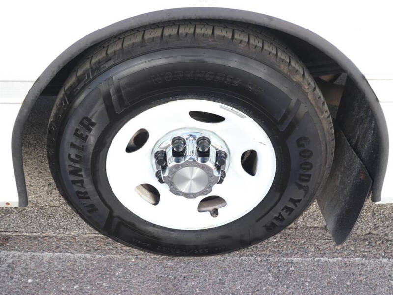 2022 GMC Savana 3500