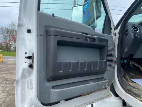 2012 Ford F-750 Super Duty