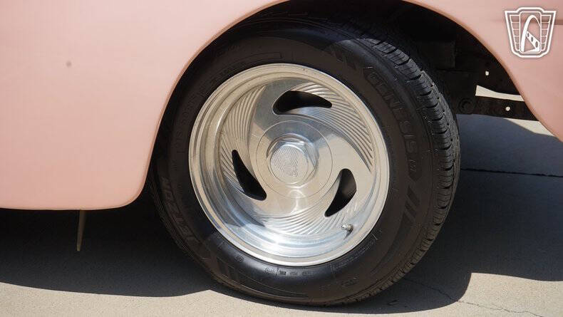 1947 Ford Customline