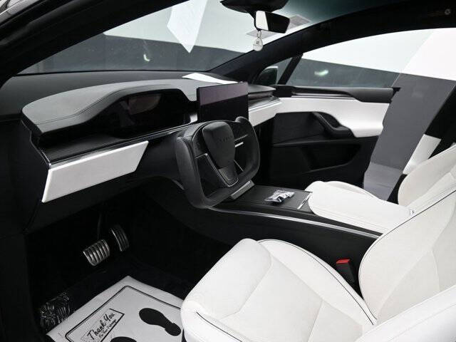 2022 Tesla Model X Plaid