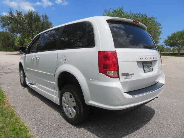 2014 Dodge Grand Caravan SE