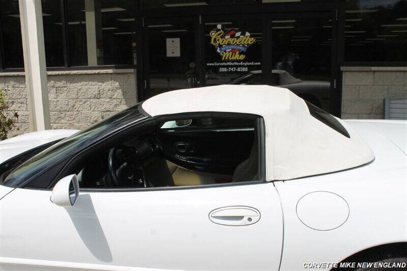 1999 Chevrolet Corvette 10
