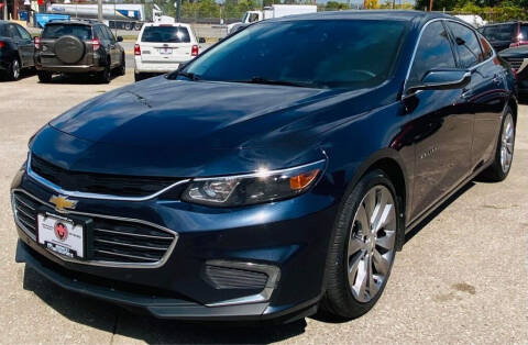 2017 Chevrolet Malibu for sale at MIDWEST MOTORSPORTS in Rock Island IL