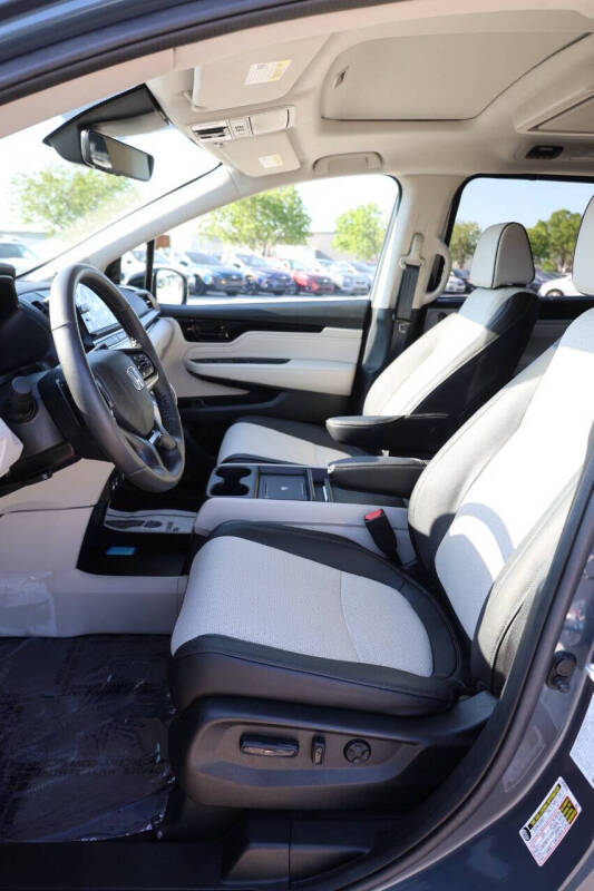 2025 Honda Odyssey Elite