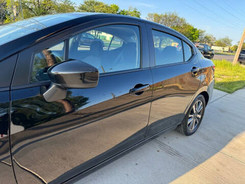 2023 Nissan Versa SV