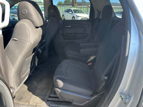 2016 GMC Acadia SLE-2