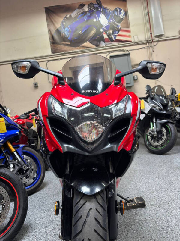 2016 Suzuki GSX-R1000