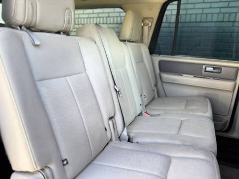 2011 Ford Expedition EL XLT