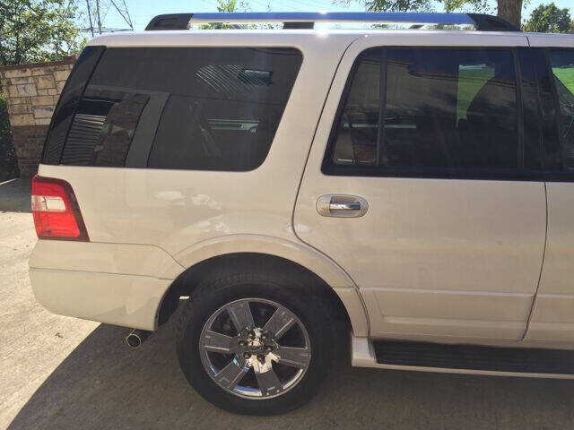 2009 Ford Expedition Limited photo 10