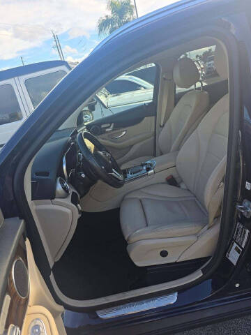 2021 Mercedes-Benz GLC GLC 300