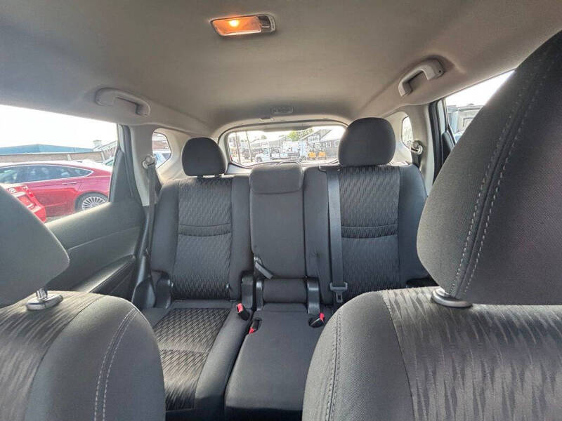2019 Nissan Rogue S