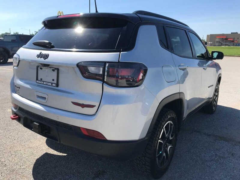 2025 Jeep Compass Trailhawk