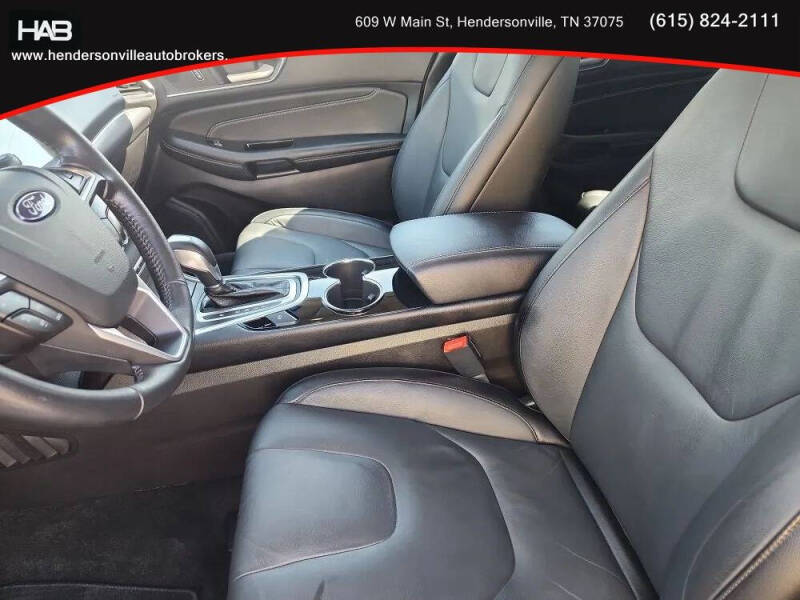 2017 Ford Edge Titanium