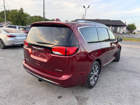 2017 Chrysler Pacifica Limited