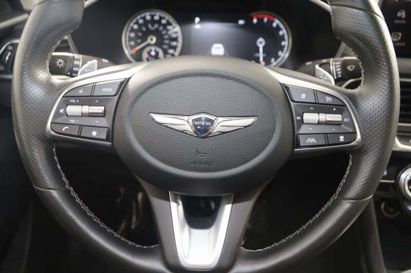2022 Genesis G70