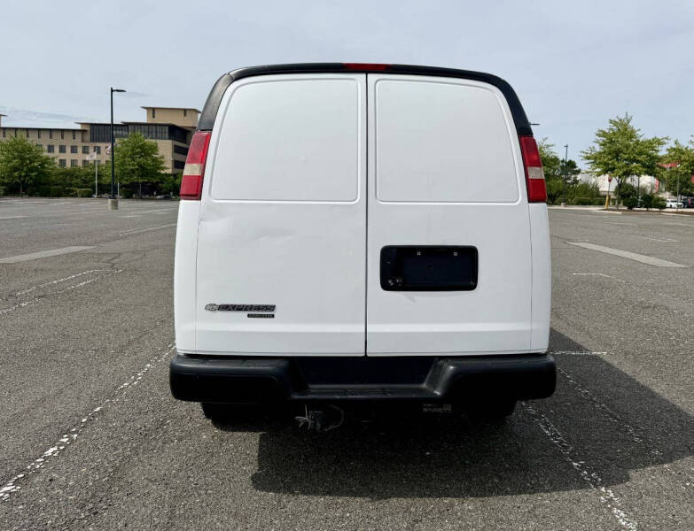 2016 Chevrolet Express 2500