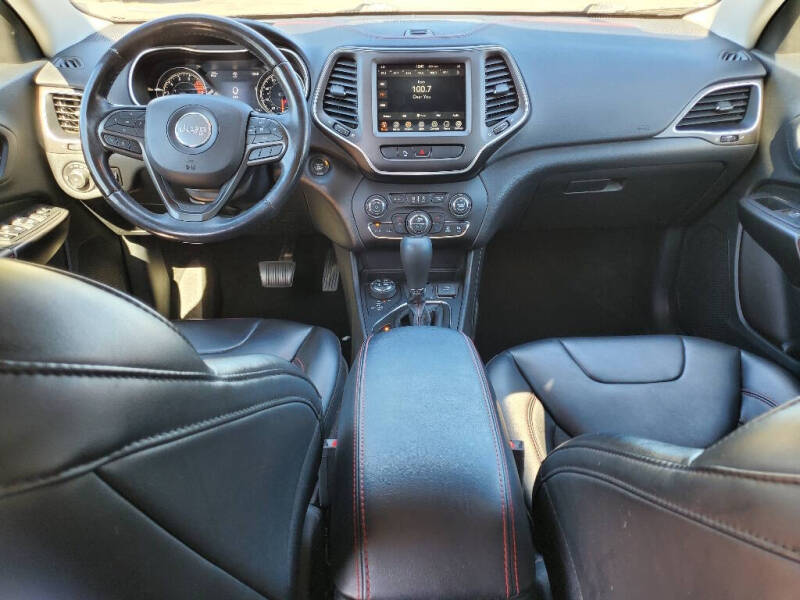 2020 Jeep Cherokee Trailhawk