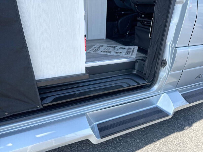 2025 Mercedes-Benz Sprinter