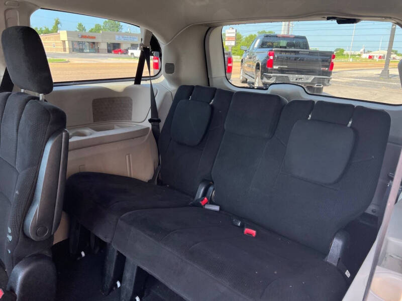 2011 Chrysler Town and Country Touring