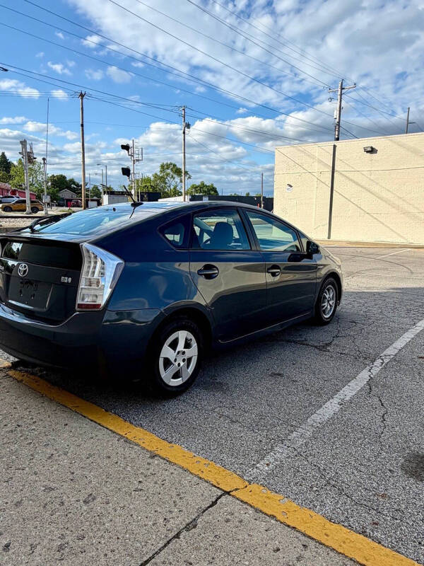 2011 Toyota Prius Two