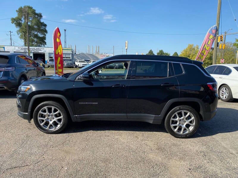 2022 Jeep Compass Latitude Lux