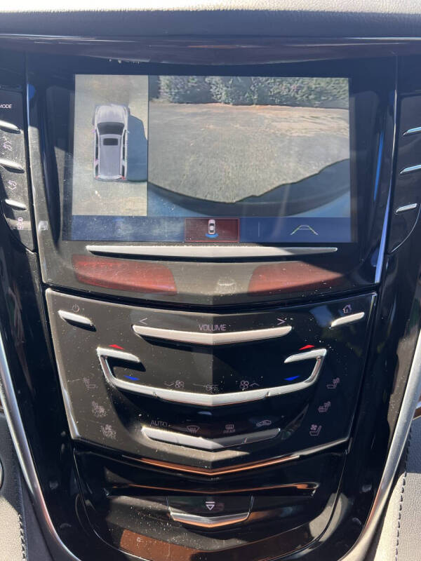 2019 Cadillac Escalade Luxury