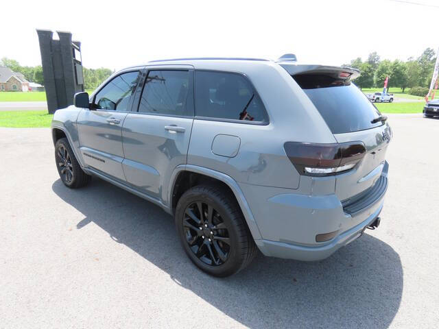 2020 Jeep Grand Cherokee for sale at Modern Automotive Group LLC in Lafayette, TN