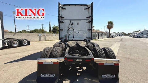 2023 Freightliner Cascadia