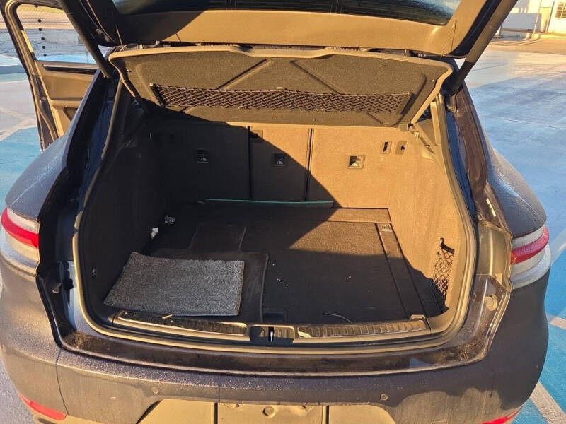 2019 Porsche Macan S