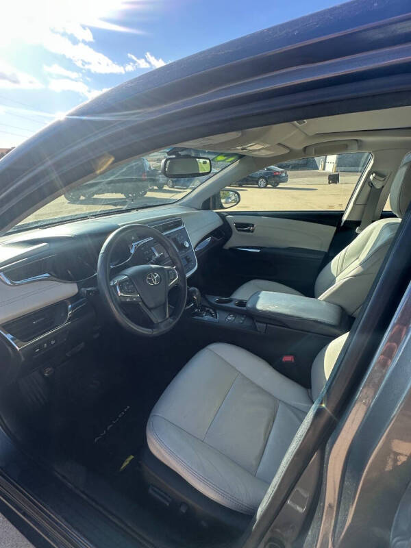 2013 Toyota Avalon XLE