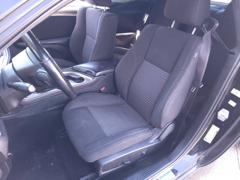 2020 Dodge Challenger SXT