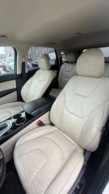 2017 Ford Edge Titanium